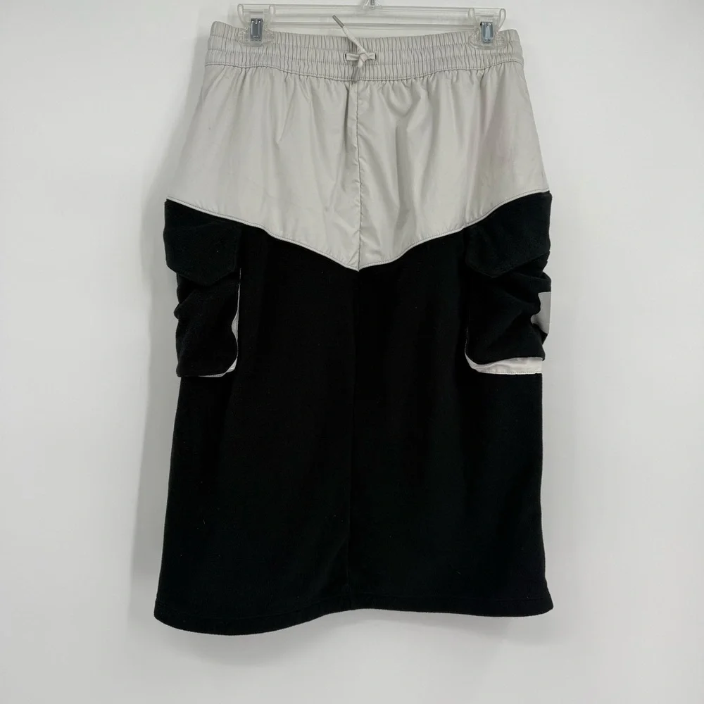 Nike sportswear thunder